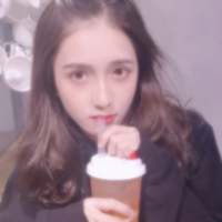 在每一个你看不见的日子里 我都在暗自思念 无止境的宠溺我只对你