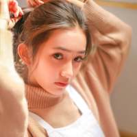 平生相见即眉开 冬日里消散的烟花，犹