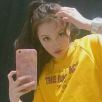 屏幕前的姑娘 你要乖乖长大 不要变成那些奇... 野鹤纷飞，日暮不思归