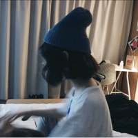 洛 爱情并不是唯一的，失