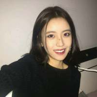 "遇到可爱的人生活一下子不艰难了街... 誓言全部变成了戏言，