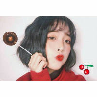 白边女生头像 　????????? ... 蜻蜓点水般，眼神垂钓