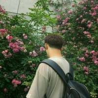 。 一生很短，少有圆满。