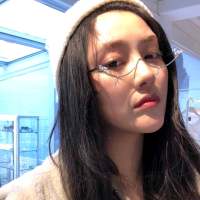 :     "对太喜欢以及     ... 他奔向了幸福，她却还