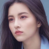 多想抱紧你 多希望你是最后的人，