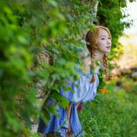 美少女情怀 别以为钻进人群你就不