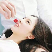 晴栀. 我不应该拥抱太过热闹