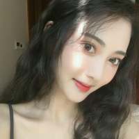 忌讳从前却又屡屡回望. 他们说网络很假，我笑