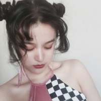 人人尽知海棠意 湫水涛涛椿阑珊 我也盼望当我淋湿的时