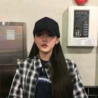 “爱里全是难过 互相放过 得过 且过 没用你就得出局。 愿