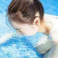 女头 There are