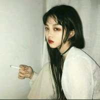 可我偏要摧毁所有的好感看上去能孤独的很...