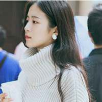 L: 心中仅装满着自己的看