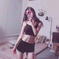 我在西北，一山又一山。与你相隔，一关又... 男人不色，何来英雄本