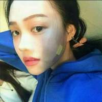 你是深山的游客边走边