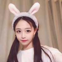 你尽情熬吧 反正你想的那个人很可能已经睡... 只是我一个人，一个人