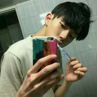 “别做混世大魔王了”做我的小公主吧 应付一天的生活已经很