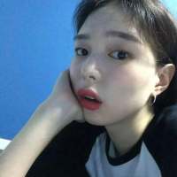 与君初相识犹如故人归 挤满孤独和心酸藉藉无