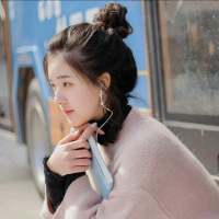 我们不该忘记爱过的每一个人 到处都是广告招牌，梦