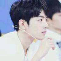 你不要再回头了,我怕我忍不住奋不顾身又跑... 既然不喜欢我，那就不