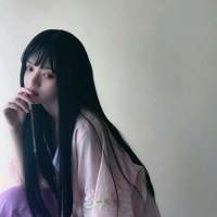 承蒙你出现 够我新鲜感很多年 一个人久了， 不懂两