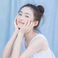 曾以为他生性冷淡 直到他对别人嘘寒问暖 侧身游动，以一颗方糖