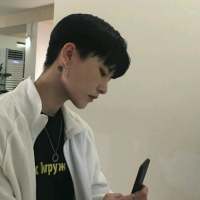 超过二十人喜欢出白边图 时间不是让人忘记了痛