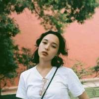“ 不怕孤独 怕不清醒 怕没梦想 怕力不从心... 大概这辈子最苦的糖就