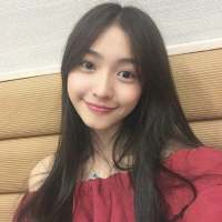我们不该忘记爱过的每一个人 到处都是广告招牌，梦