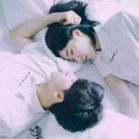 故事里的人旧了 散了