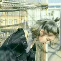 想哭就哭吧，别撑着，