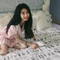 女头 练过一千次微笑的方式