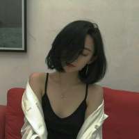 我不够漂亮倒也干净总是在笑却快乐很少 没... 还喜欢，还在意，但不