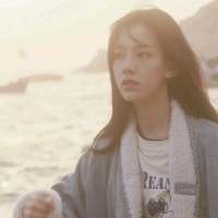 从前喜欢热闹 之后讨厌人群 滥交不如独往 ... 老天顺我老天昌，老天