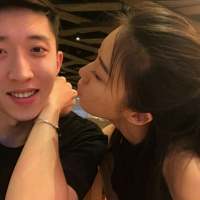 拿图给花。 我很想你 一天数不清