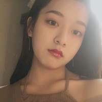 夜里总是很安静爱也总是死在夜里 请别以为你的每一句对