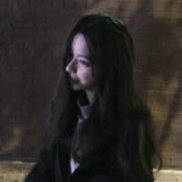 散 一个人心无旁骛地想着