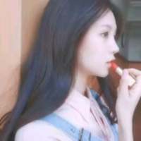谁还记得第一个让自己喜欢到疯掉的人 如果让你在LOL和我
