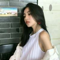 妆罢低声问夫婿 画眉深浅入无时. 那风景再美 哪及你般