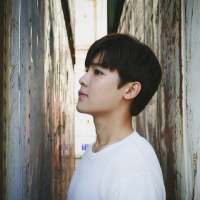 心之所往不过是痴心妄想侯明昊 偶尔期待，从不指望。