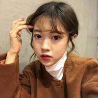 我躲在角落里经过，然