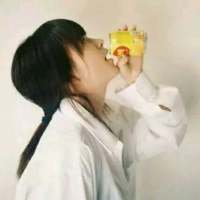 夜深人静的时候最想他 孤独无依的时候最想... 喜欢一个人是一万次心