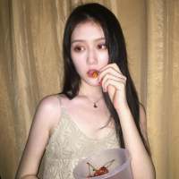 江南月：风光尽在你眼里 纯白的季节，暖黄的街
