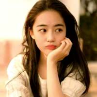 “做一个让别人想到就很美好的女孩子.” 我不知道该说什么，我