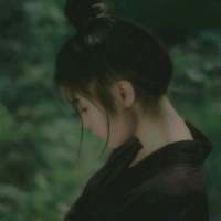 三两友人七八老酒十村踏遍一生还在 走自己的路，何必在乎
