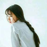 一笑倾人城. 人生一如凝望着无言的