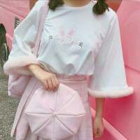我从来没有指望你会喜欢我因为你从前从后... 因为爱、所以等待。因