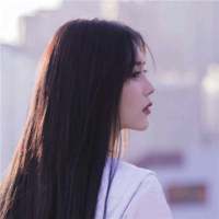 为你颠倒整个世界 为你背叛整个世界 你永远是我的定格，而