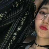 它说它在大雨滂沱的梦里跑了很久 可是你在... 当王子爱上丫鬟，一切