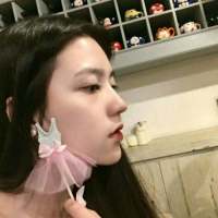 欢喜?高清女头 一首歌就可以把我收买